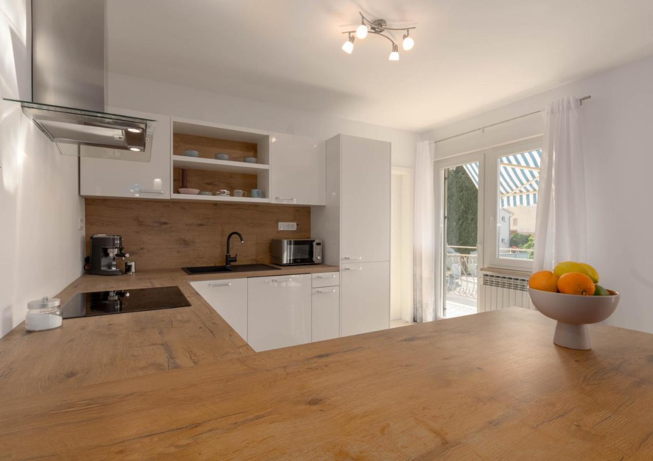 Newly Renovated Holiday Apartment Sirius Poreč Buitenkant foto