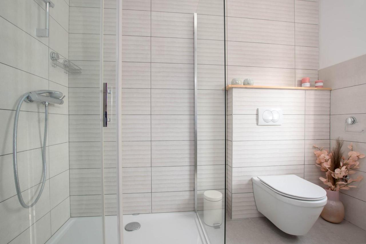 Newly Renovated Holiday Apartment Sirius Poreč Buitenkant foto