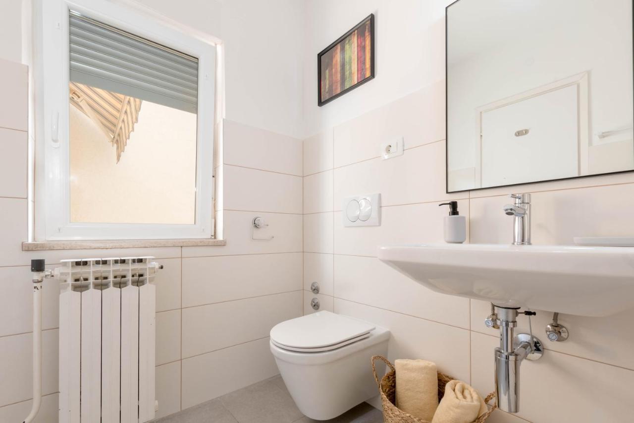 Newly Renovated Holiday Apartment Sirius Poreč Buitenkant foto